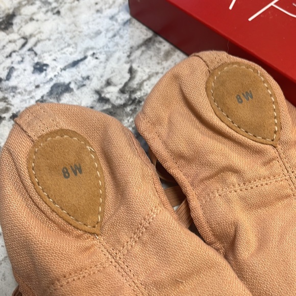 Capezio Canvas Tan Flesh Ballet Shoes - Picture 5 of 8